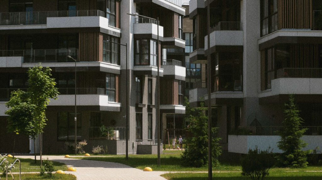 Limpieza, control de plagas y mantenimiento para Comunidades de Propietarios en Fuenlabrada Limpieza, control de plagas y mantenimiento para Comunidades de Propietarios en Fuenlabrada